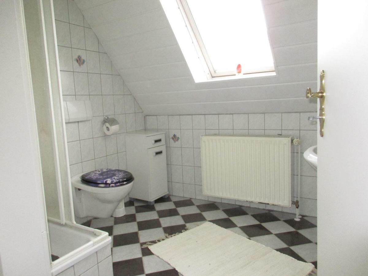 Ferienwohnung Regina Albstadt Bagian luar foto